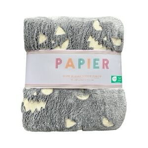 Papier NEW Glow in the Dark Velvet Throw Eyes Mouth Halloween 50 x 60 Polyester